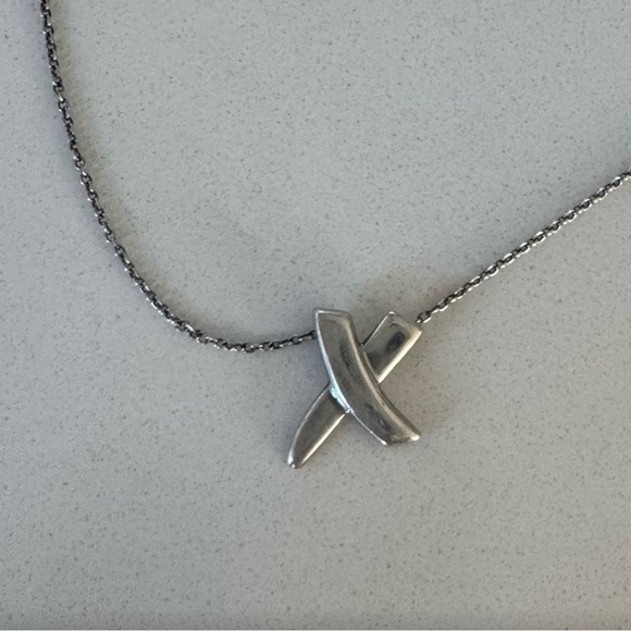 Tiffany & Co Sliver 925 Paloma Picasso Kiss X Pendant...